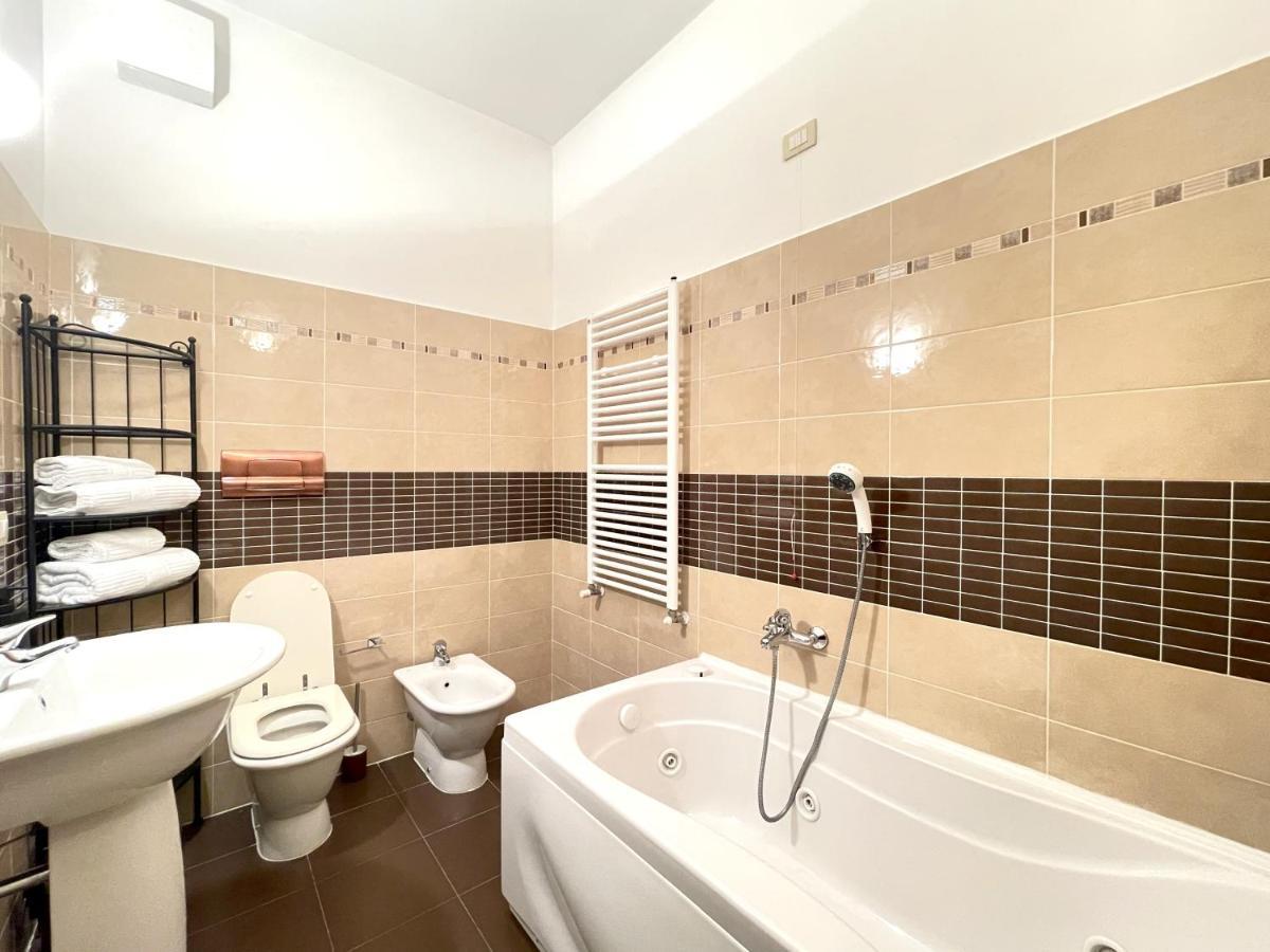 Apartamento Accomodo Mit48 Trivanotortona Milán Exterior foto
